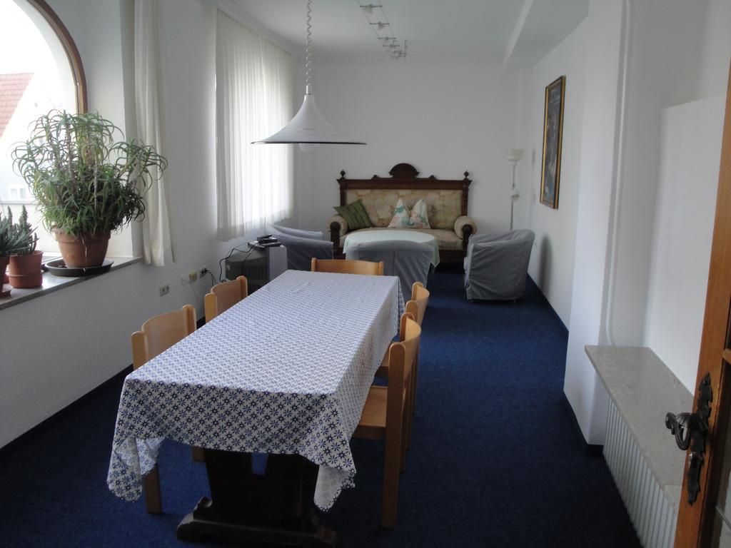 Bed & Kitchen Burgau Apartman Kültér fotó